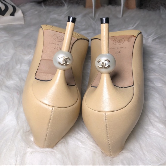 ❤️SOLD❤️CHANEL Goatskin Pearl Pumps 36C beige - Picture 5 of 8